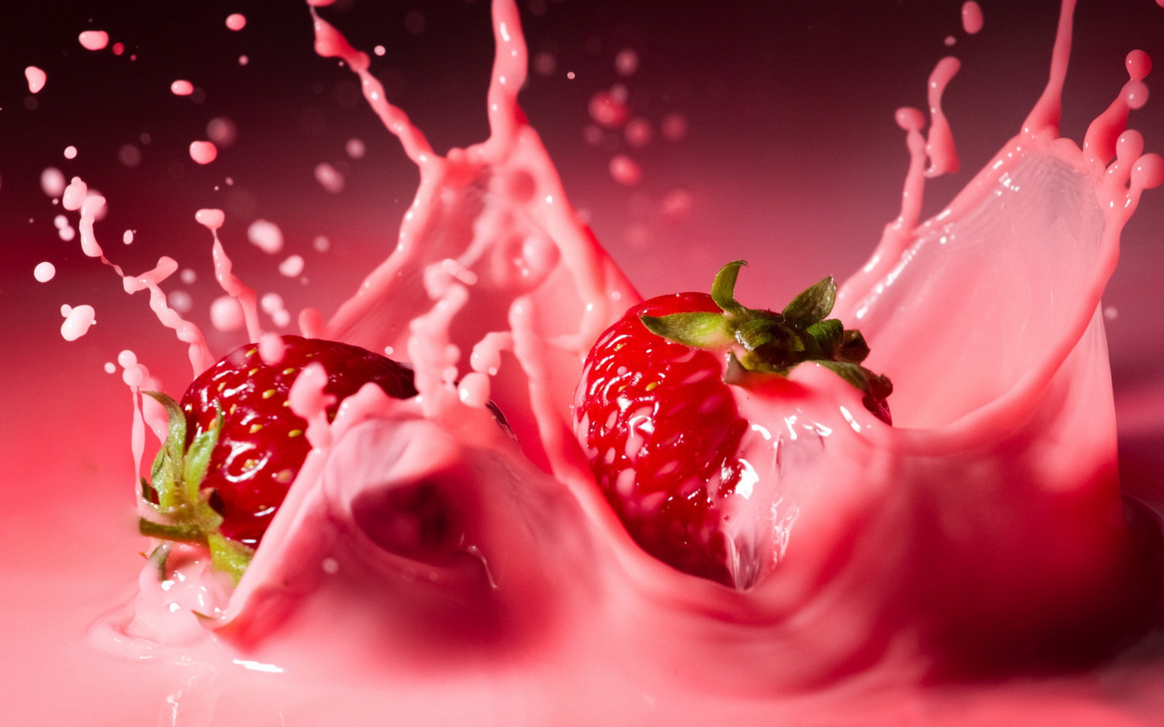 aa Strawberries-cream-strawberries-cream-764d4c14cd