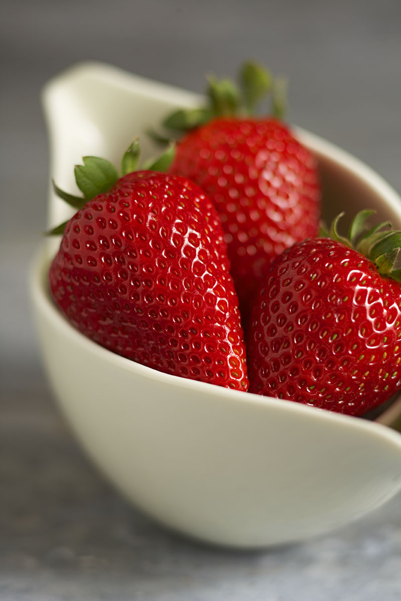 Strawberry-strawberries-31082784-799-1198