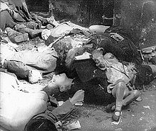 220px-Polish_civilians_murdered_by_German-SS-troops_in_Warsaw_Uprising_Warsaw_August_1944